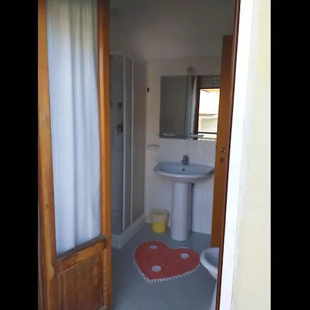Quadruple In - Just A Few Meters From The Sea Bed & Breakfast Pineto