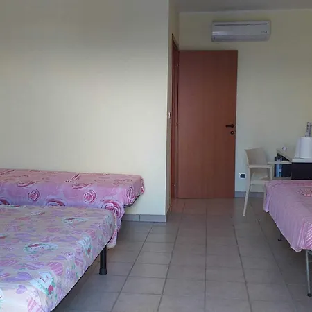 Quadruple In - Just A Few Meters From The Sea Bed & Breakfast Pineto