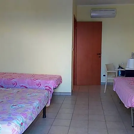 Bed & Breakfast Quadruple In - Just A Few Meters From The Sea