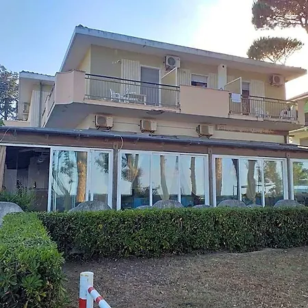 Quadruple In - Just A Few Meters From The Sea 3*