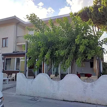 Quadruple In - Just A Few Meters From The Sea Bed & Breakfast 3*