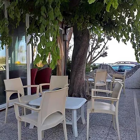 Quadruple In - Just A Few Meters From The Sea 3* Pineto