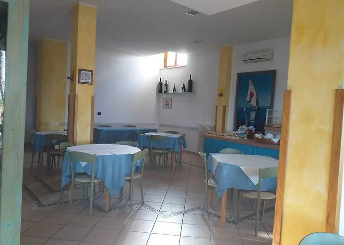 Quadruple In - Just A Few Meters From The Sea Frühstückspension 3*